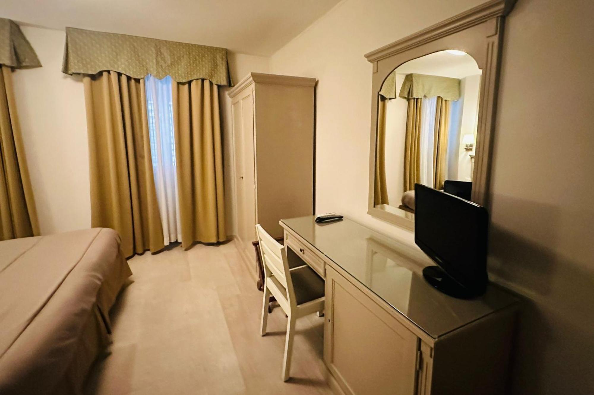 Hotel Bristol 的里雅斯特 外观 照片