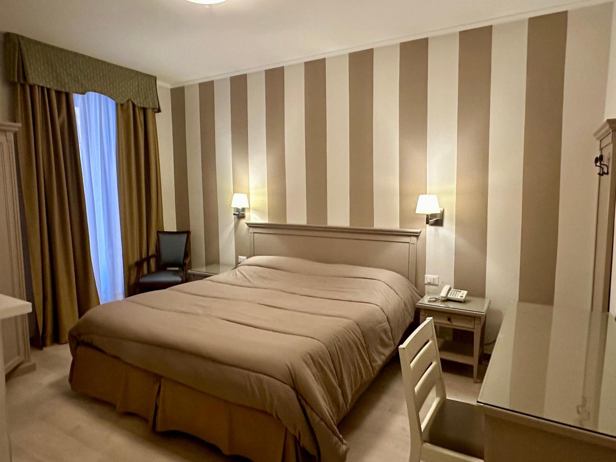 Hotel Bristol 的里雅斯特 外观 照片